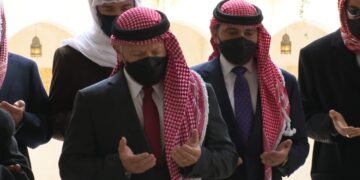 أول ظهور لملك الأردن مع الأمير حمزة بعد الأحداث الأخيرة