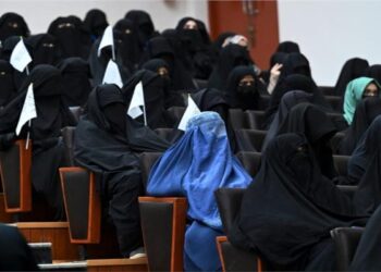 طالبان تعرض شروطها أمام الفتيات لمتابعة الدراسة