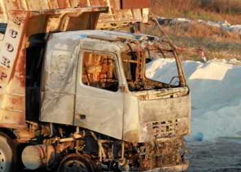 4 شبان من عائلة واحدة.. وفتاة تتعرف على جثة خطيبها من محبسه.. انفجار عكار يخلف قصصا أليمة