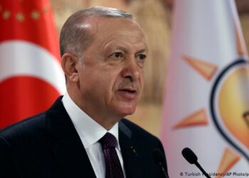 أردوغان سبب كل مشاكل تركيا