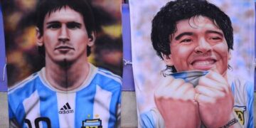 أوجه الشبه والاختلاف بين الأسطورة مارادونا وميسي!