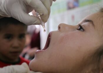 إطلاق حملة تلقيح وطنية ضد شلل الأطفال
