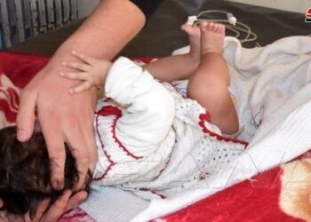 استشهاد أسرة وجرح مدنيين آخرين وتدمير عدة منازل جراء عدوان إسرائيلي