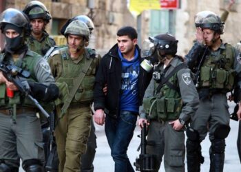 الاحتلال يعتقل فلسطينيين في القدس المحتلة