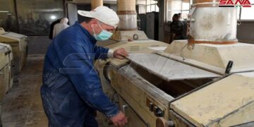 البرازي وجمران يطلعان على أعمال وحدة تصنيع المخابز ومطحنتي الأسد الوطنية وتشرين بريف دمشق