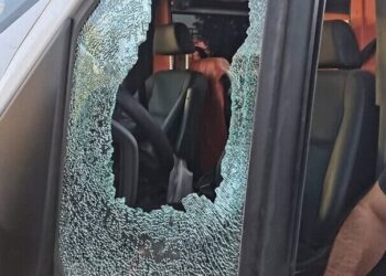 الجيش الإسرائيلي يستهدف سيارات الهلال الأحمر في نابلس