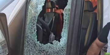 الجيش الإسرائيلي يستهدف سيارات الهلال الأحمر في نابلس