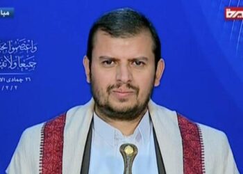 الحوثي: سنواصل التصدي للمخططات الأمريكية ضد اليمن