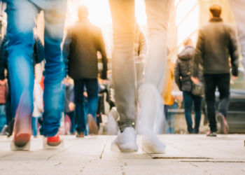 الذهاب في نزهات يمكن أن يمنع الموت المبكر الناجم عن قلة النوم!