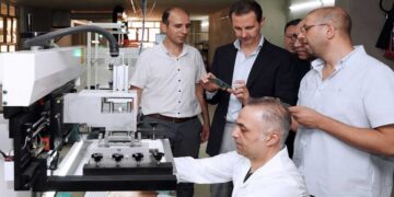 الرئيس الأسد: لدى سورية الإمكانات الحقيقية لتجاوز الحصار والتقليل من آثاره