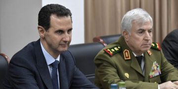 الرئيس الأسد يصدر أمراً إدارياً بإنهاء الاحتفاظ والاستدعاء لاحتياطيي الجيش السوري