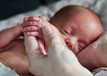 السبب وراء عدم قدرة البشر على تذكر أي شيء من الطفولة المبكرة!