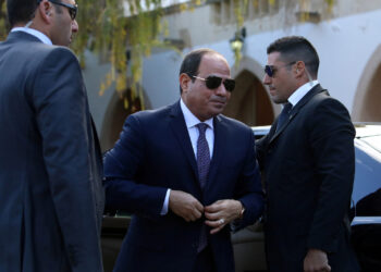 السيسي يعلن استعداده لدفع 100 مليار جنيه ويكشف السبب