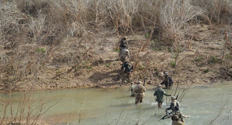 العراق: مقتل 4 أفراد خلال عملية عسكرية لملاحقة عناصر “داعش”