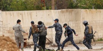 القبض على داعشين هاجموا مواطنين وعناصر أمن عراقيين