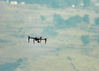 المقاومة الوطنية اللبنانية تسقط طائرة مسيرة للعدو الإسرائيلي جنوب لبنان