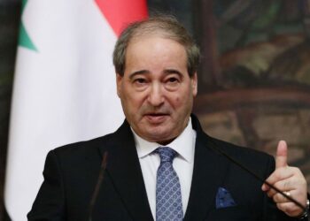 المقداد: سلطنة عمان وقفت مع سورية..