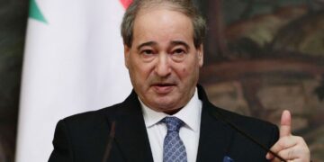 المقداد: سلطنة عمان وقفت مع سورية..