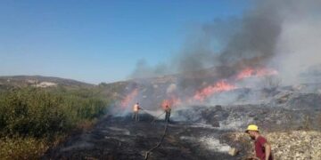 بالفيديو- نشوب حريقين في قريتي الجويخات وكفرام بريف حمص