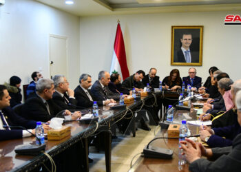 بحث شؤون ذوي الشهداء والجرحى والمفقودين في الجامعات