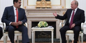 بوتين : روسيا تدعم جهود فنزويلا لتعزيز سيادة البلاد