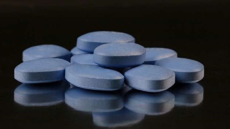 دراسة : فائدة صحية لـ”الحبة الزرقاء” قد لا يدركها الرجال!