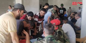 درعا: استمرار تسليم أسلحة المسلحين للجيش العربي السوري