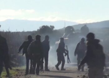 درعا: شهداء و إصابات جراء قذيفة هاون أطلقها إرهابيون على بلدة قرفا