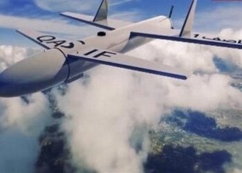 سلاح الجو اليمني المسير يستهدف مطاري جدة وأبها الدوليين