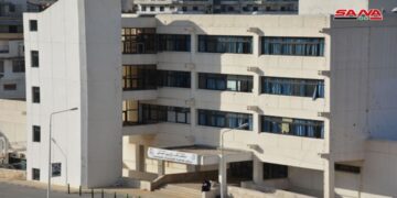 طالبة جامعية تتعرض للطعن بالسكين في السكن الجامعي