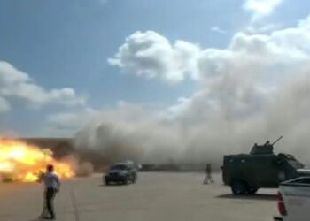 عشرات القتلى و المصابين جراء انفجارات مطار عدن