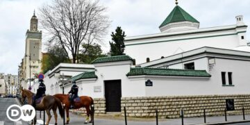 فرنسا.. جولة جديدة في الحملة ضد “الانفصالية”