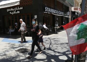 لبنان.. حظر ارتياد المطاعم والشواطئ على غير المطعمين ضد كورونا