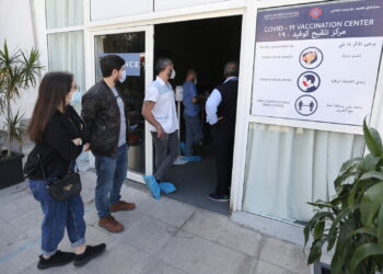 لبنان.. “ماراثون أسترازينيكا” لتشجيع المواطنين على تلقي اللقاح