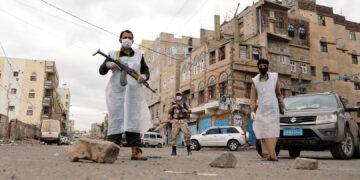 لجنة وطنية يمنية تدعو إلى إعلان “حالة الطوارئ”