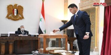 مجلس الشعب يواصل تأييداته الخطية لمرشحيه في الانتخابات الرئاسية