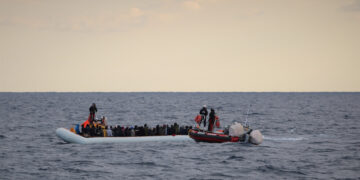 مصرع امرأتين و3 أطفال قبالة الساحل الليبي