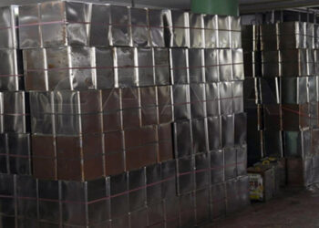 معمل زيوت القطن بحلب ينتج 100 طن زيت يومياً