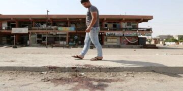 مقتل مدني وإصابة آخر بتفجيرين وسط بغداد