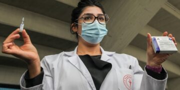 مناعة القطيع تتحقق لدى نصف سكان المدن الكبرى الروسية