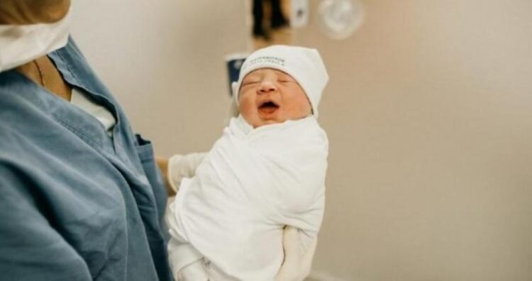 مناعة لقاح كورونا تنتقل من الحوامل لأطفالهن