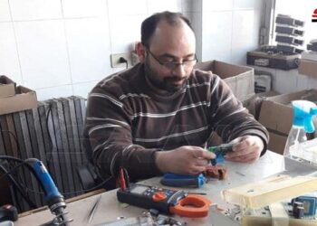 مهندس يوفر الملايين على شركة كهرباء حماة