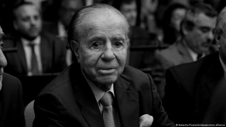 وفاة الرئيس الأرجنتيني الأسبق كارلوس منعم