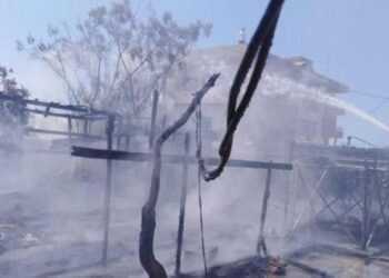 وفاة طفل وإصابة آخرين جراء حريق بمخيم للمهجرين السوريين شمال لبنان