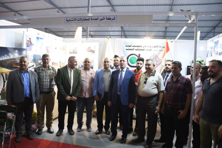 مدير عام شركة آشور يتفقد جناح المشاريع في معرض بابل