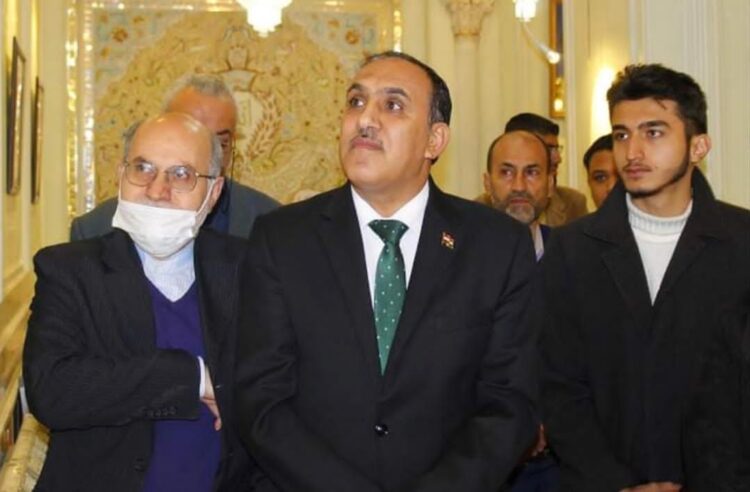 معرض فن الخط والتذهيب الايراني