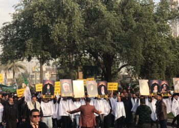 نلبس الأكفان لنزعج الأمريكان