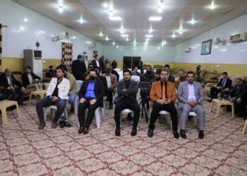 العراق_ محافظ النجف يعقد اجتماعاً مع الصحفيين للرقي بواقع الإعلام