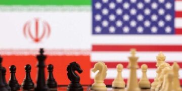 من الذي لديه “مطالب إضافية” في المفاوضات؛ ايران أم أمريكا؟