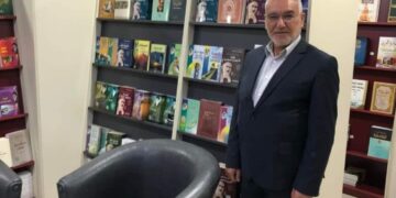 مدير مركز الشهيد أبو مهدي المهندس يؤكد على اهمية التشجيع على القراءة